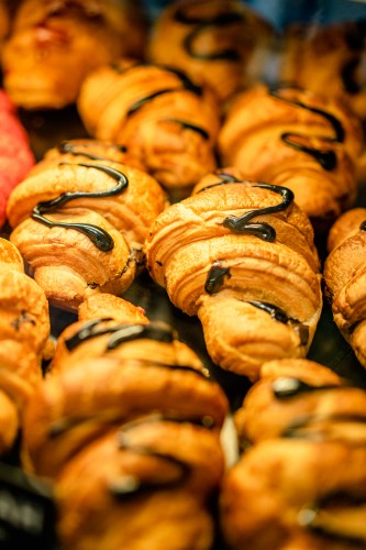 delicious-croissants-with-chocolate