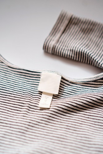 striped-shirt-with-label-tag