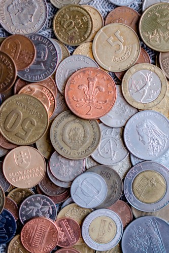 coin-texture-with-world-currency