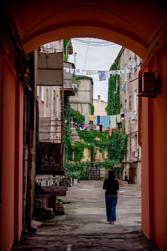 woman-on-the-scenic-old-street