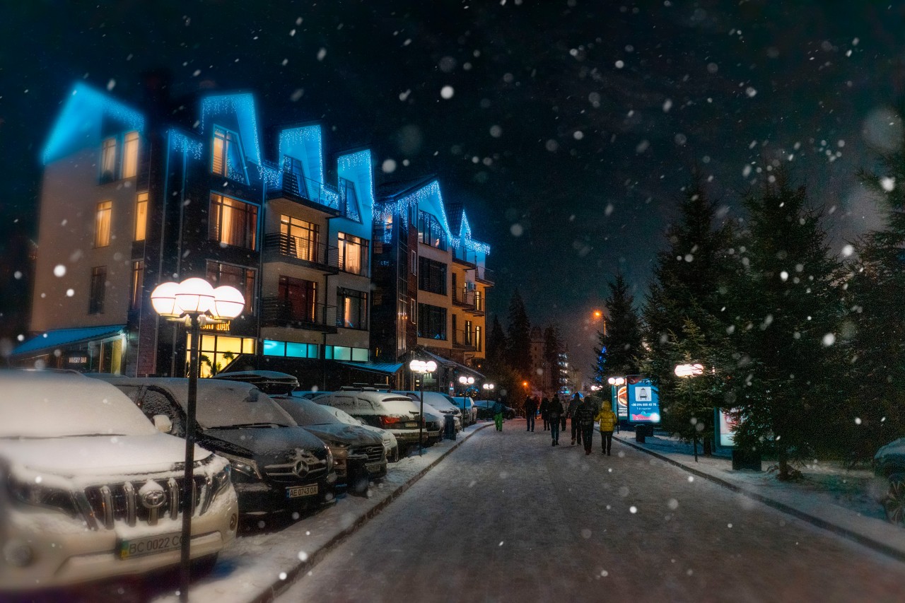 Night Street in the Winter 
